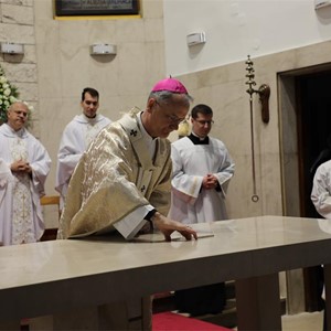 Nadbiskup Kutleša posvetio crkvu sv. Mihaela Arkanđela u zagrebačkoj Dubravi